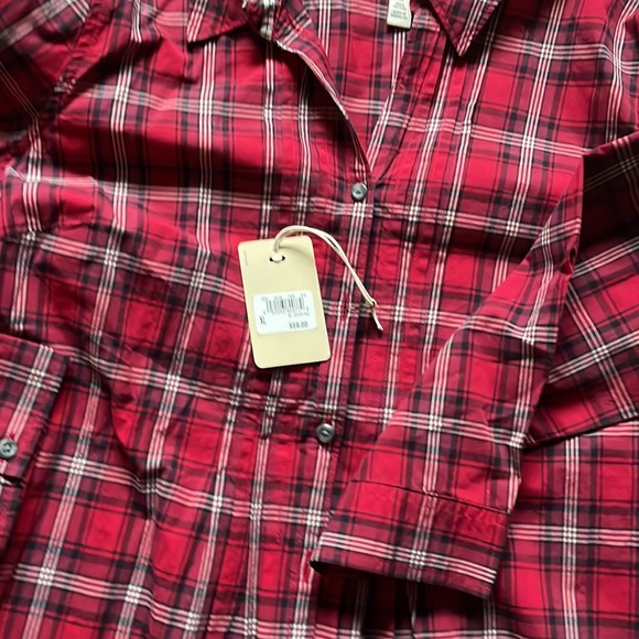 Top - Picture 3 of 4